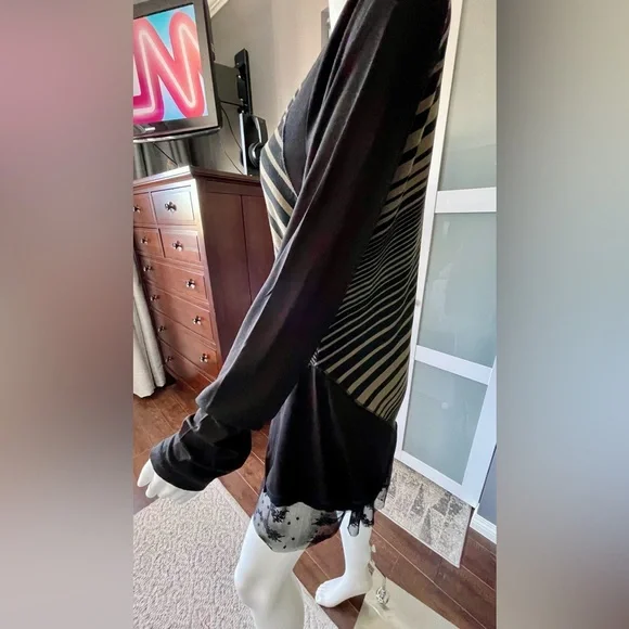 Dolcezza Tunic - Picture 7 of 15